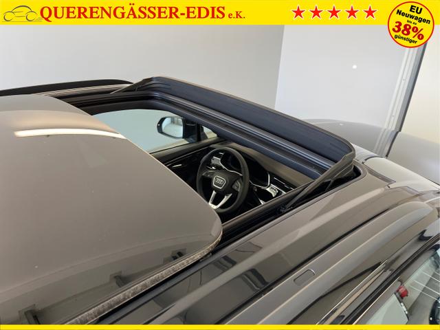 Audi / SQ7 / Schwarz / / / Nachtsicht+Fahrwerkspaket