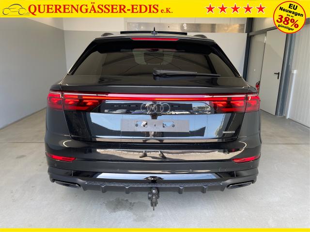 Audi / Q8 / Schwarz / / / S line STHZ+Pano+AHK+HUD
