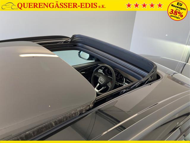 Audi / Q8 / Schwarz / / / S line STHZ+Pano+AHK+HUD
