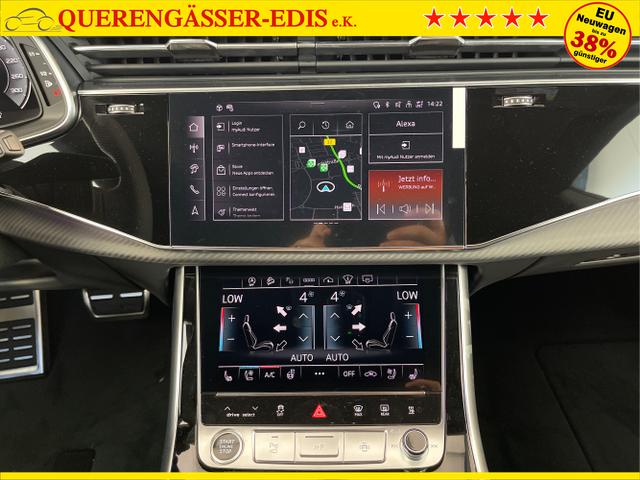 Audi / Q8 / Schwarz / / / S line STHZ+Pano+AHK+HUD
