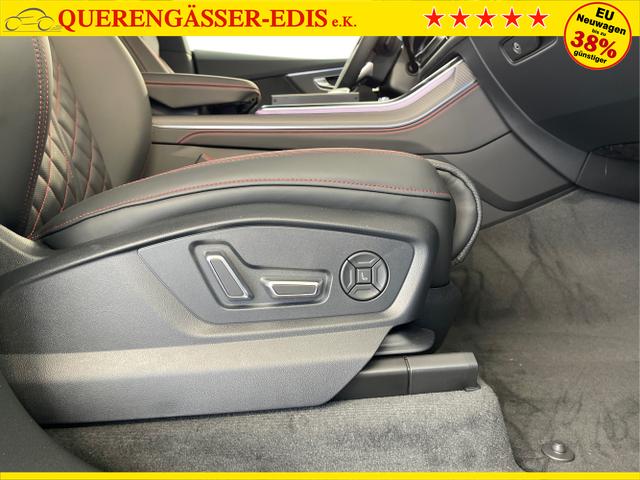 Audi / Q8 / Schwarz / / / S line STHZ+Pano+AHK+HUD