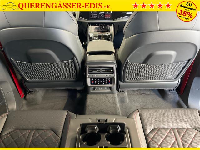 Audi / Q8 / Schwarz / / / S line STHZ+Pano+AHK+HUD