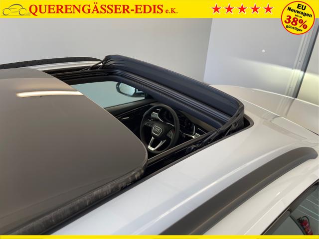 Audi / Q8 / Weiß / / / S line STHZ+Pano+AHK+HUD