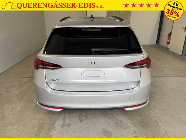 Skoda / Octavia Combi / Silber / / / DSG AHK+Sitzheizung+App Connect