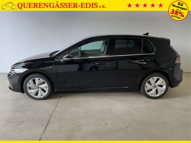 Volkswagen / Golf / Schwarz / / / eHybrid IQ.Light+Navi+Travel Assist