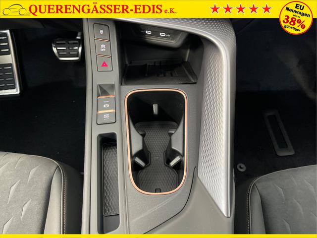 Cupra / Terramar / Schwarz / / / 4Drive Pano+AKEBONO+Matrix+AHK+Stdhz+20 Zoll