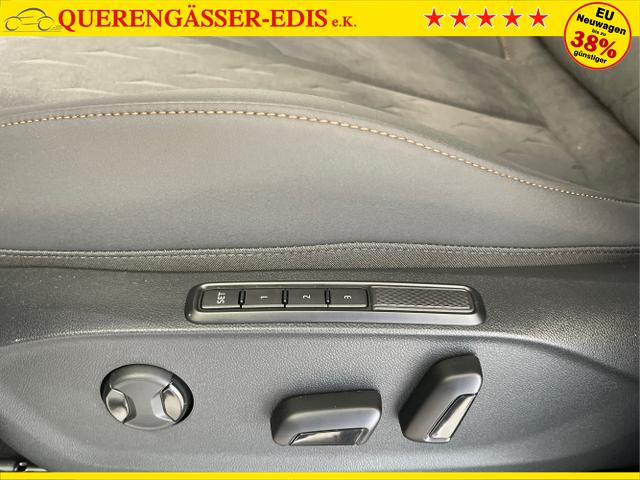 Cupra / Terramar / Schwarz / / / 4Drive Pano+AKEBONO+Matrix+AHK+Stdhz+20 Zoll