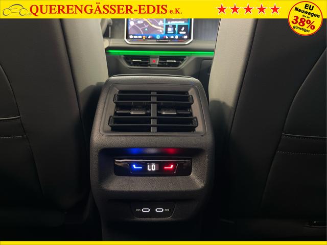 Volkswagen / Tiguan / Grau / / / 150PS DSG 360°Kamera+IQ.Light