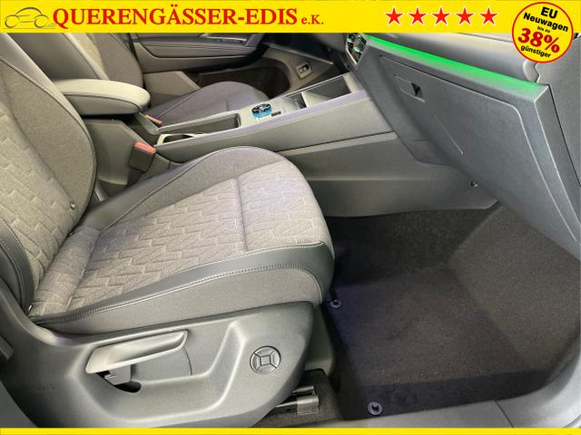 Volkswagen / Tiguan / Grau / / / 150PS DSG 360°Kamera+IQ.Light