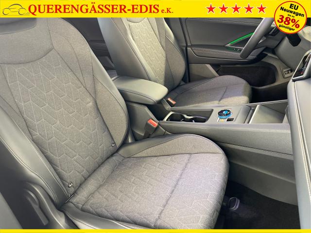 Volkswagen / Tiguan / Grau / / / 150PS DSG 360°Kamera+IQ.Light