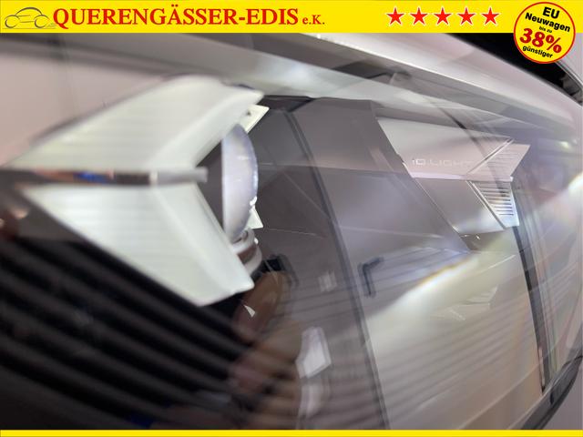 Volkswagen / Tiguan / Grau / / / 150PS DSG 360°Kamera+IQ.Light