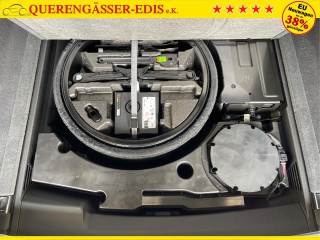 Audi / Q8 / Grau / / / S line STHZ+Pano+AHK+HUD