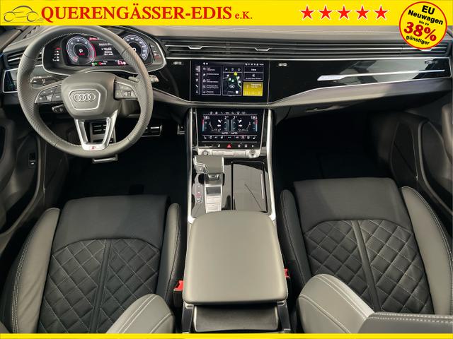 Audi / Q8 / Schwarz / / / S line STHZ+Pano+AHK+HUD