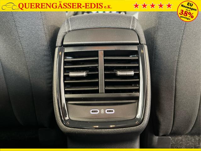 Skoda / KAMIQ / Blau / / / 115PS AHK+Kessy