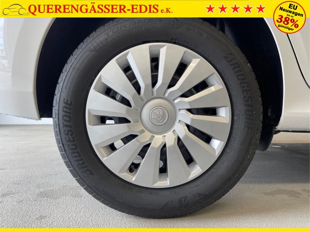 Skoda / KAMIQ / Weiß / / / 115PS AHK+Kessy