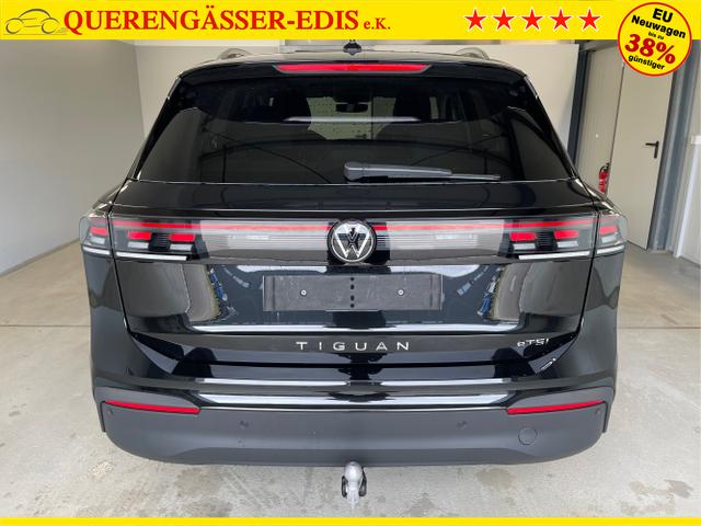 Volkswagen / Tiguan / Schwarz / / / 150PS DSG 360°Kamera+IQ.Light