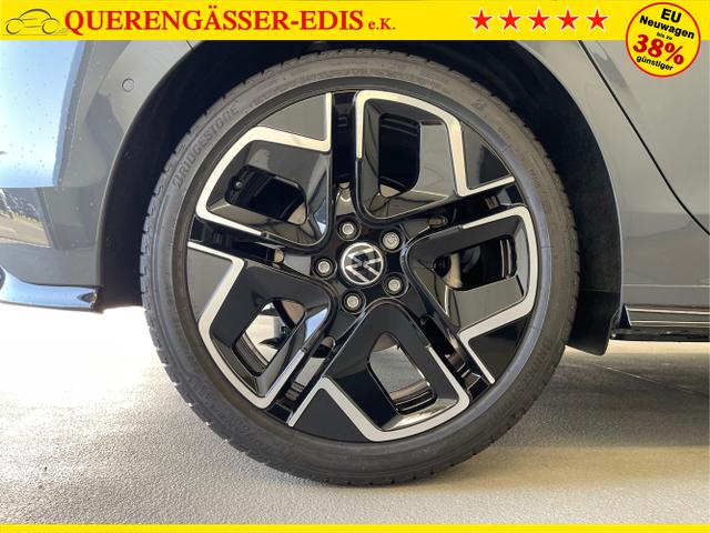 Volkswagen / Golf / Grau / / / 150PS DSG+Black Style