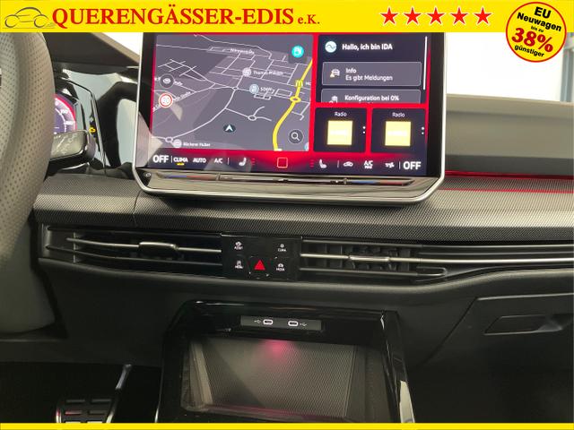 Volkswagen / Golf / Grau / / / 150PS DSG+Black Style