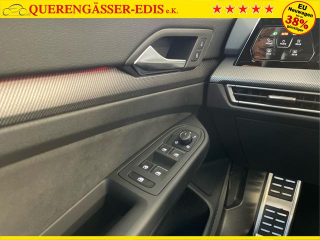 Volkswagen / Golf / Grau / / / 150PS DSG+Black Style