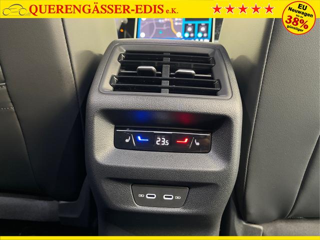 Volkswagen / Tayron / Schwarz / / / 193PS 7Sitz+Harman+Pano+AHK+20+Stdhz+Leder+NaviPro