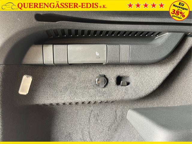 Volkswagen / Tayron / Schwarz / / / 193PS 7Sitz+Harman+Pano+AHK+20+Stdhz+Leder+NaviPro