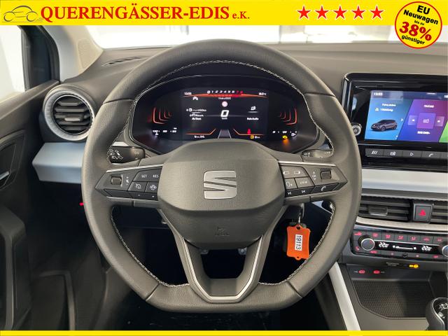Seat / Arona / Blau / / / 115PS AHK+Sitzheiz+Climatronic