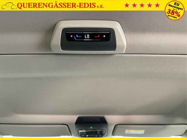 Volkswagen / T7 Multivan / Grau / / / TDI AHK+Navi