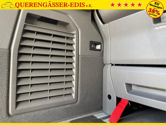 Volkswagen / T7 Multivan / Schwarz / / / 245PS DSG 4Motion Leder+AHK+7 Sitze