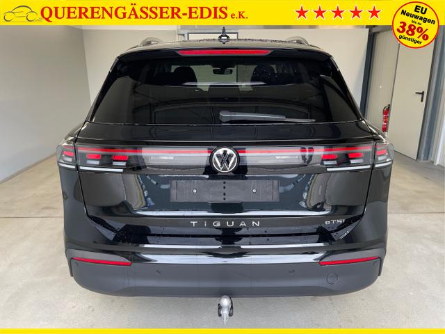 Volkswagen / Tiguan / Schwarz / / / 150PS DSG 360°Kamera