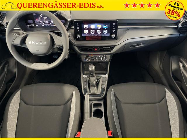 Skoda / Fabia / Blau / / / 115PS App Connect