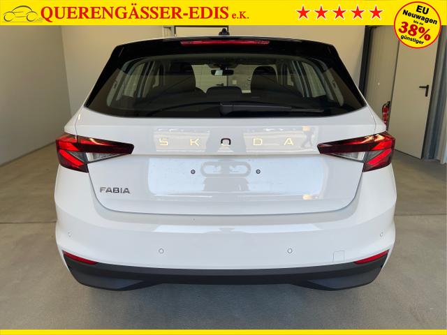 Skoda / Fabia / Weiß / / / 115PS App Connect