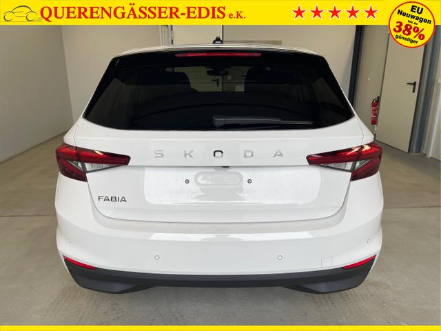 Skoda / Fabia / Wei&szlig; / / / 115PS DSG AHK+Kamera