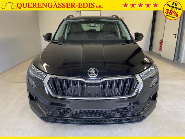 Skoda / Karoq / Schwarz / / / 150PS DSG Navi+ACC+AHK+Kessy+Kamera+Sitzheiz