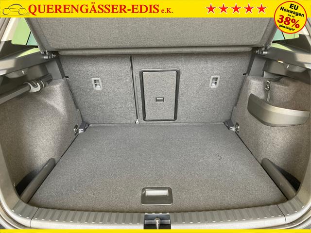 Skoda / Karoq / Schwarz / / / 150PS DSG Navi+ACC+AHK+Kessy+Kamera+Sitzheiz