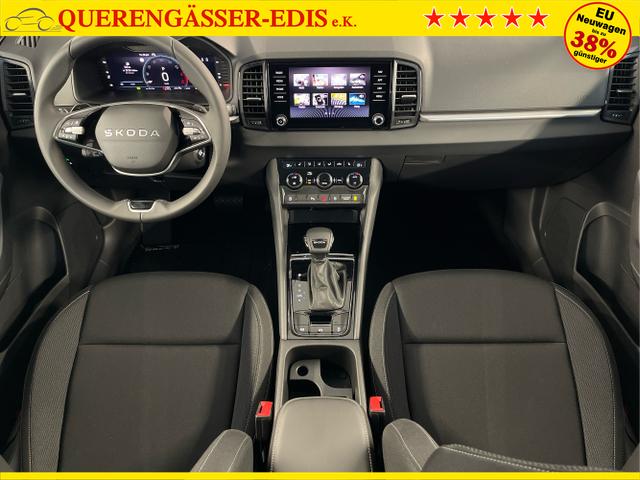 Skoda / Karoq / Silber / / / 150PS DSG Navi+ACC+AHK+Kessy+Kamera+Sitzheiz