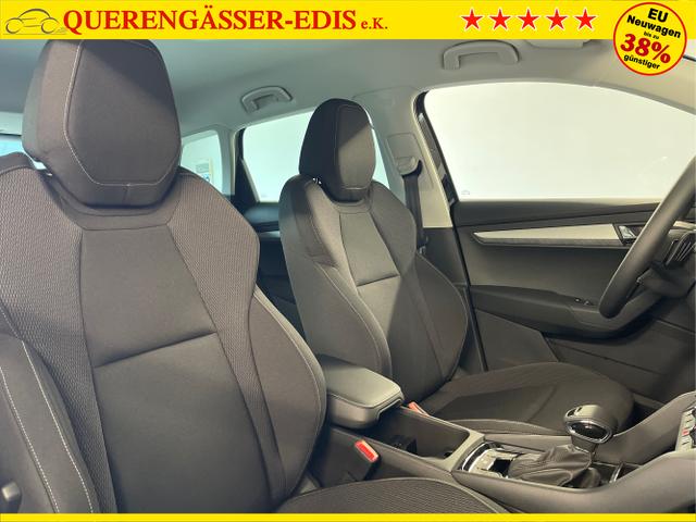 Skoda / Karoq / Silber / / / 150PS DSG Navi+ACC+AHK+Kessy+Kamera+Sitzheiz