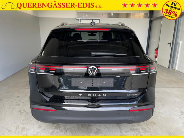 Volkswagen / Tiguan / Schwarz / / / eHybrid DSG 360&deg;+Navi+Kessy+AHK