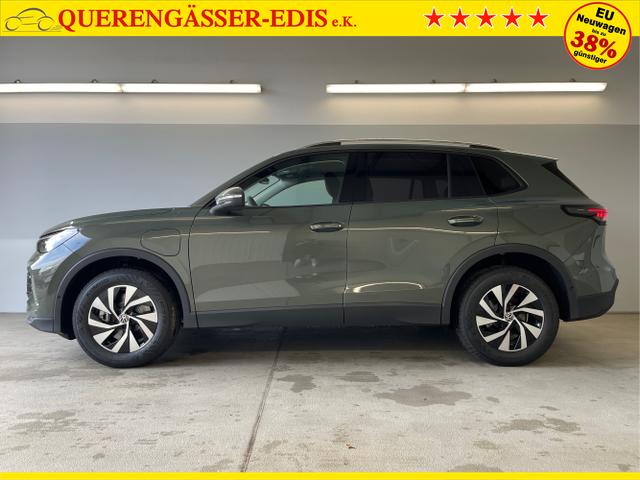 Volkswagen / Tiguan / Grün / / / eHybrid DSG 360°+Navi+Kessy+AHK