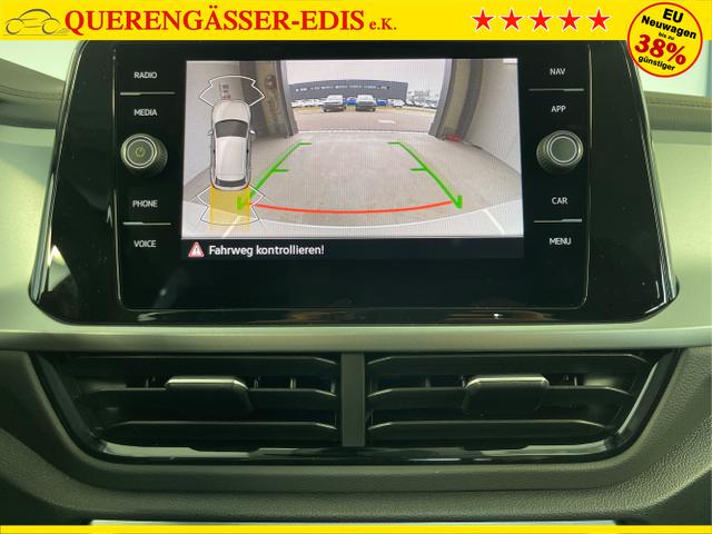 Volkswagen / T-Roc / Grau / / / 150PS DSG AHK+Kessy+Kamera+ACC