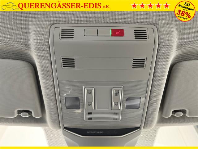 Volkswagen / T-Roc / Weiß / / / 150PS DSG AHK+Kessy+Kamera+ACC