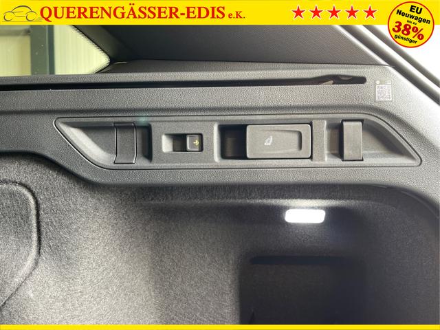 Volkswagen / Passat Variant / Grau / / / 265PS AHK+Pano+Harman Kardon