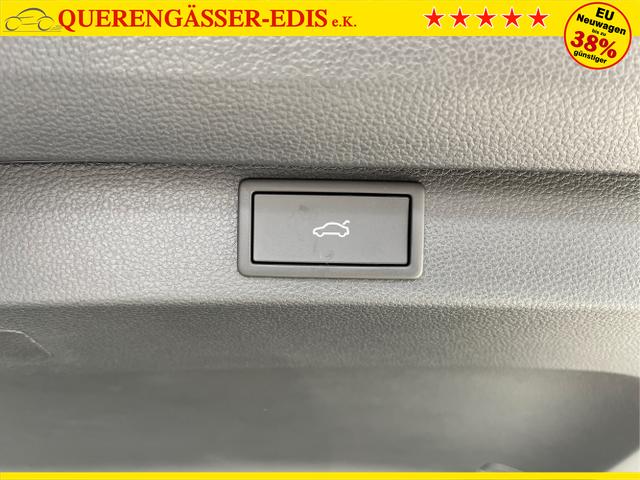 Skoda / Karoq / Grau / / / 150PS TDI DSG 4x4 AHK+Navi+ACC+Kamera+Sitzheiz+eHeck+GV5