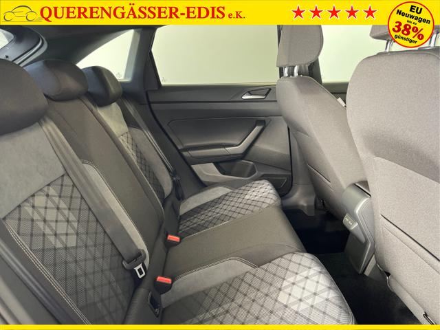 Volkswagen / Taigo / Grau / / / 115PS DSG Kessy+AHK+Navi