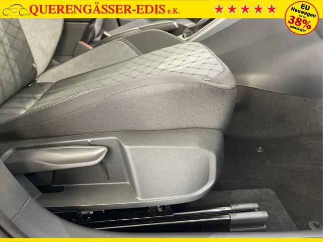 Volkswagen / Taigo / Silber / / / 150PS DSG Pano+IQ.Light+Discover Pro