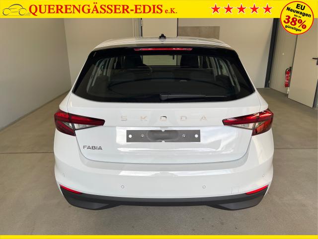 Skoda / Fabia / Weiß / / / 95PS Sitzheizung+App-Connect