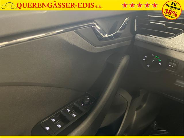Skoda / KAMIQ / Schwarz / / / 115PS AHK+Kessy