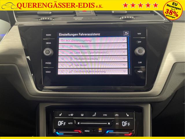 Volkswagen / Touran / Silber / / / 1.5 TSI DSG 7Sitz+AHK+IQ.Light+Kamera+Navi+eHeck+Keyless+Sitzheiz
