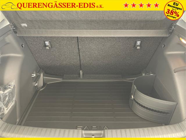 Skoda / Fabia / Weiß / / / 95PS Sitzheiz+Climatronic+SmartLink+LED+PDC+Touchscreen