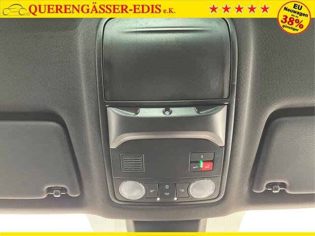 Skoda / Karoq / Blau / / / TSI 4x4 360°+19 Zoll+Navi+AHK