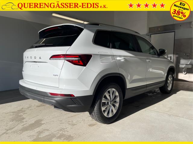 Skoda / Karoq / Wei&szlig; / / / 150PS TDI DSG 4x4 AHK+Navi+ACC+Kamera+Sitzheiz+eHeck+GV5